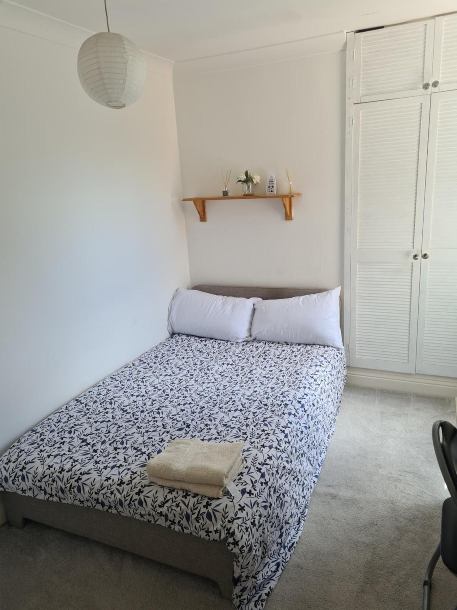 A Private & Beautiful Bedroom With Shared Bathroom In The Heart Of Bournemouth Habitación foto