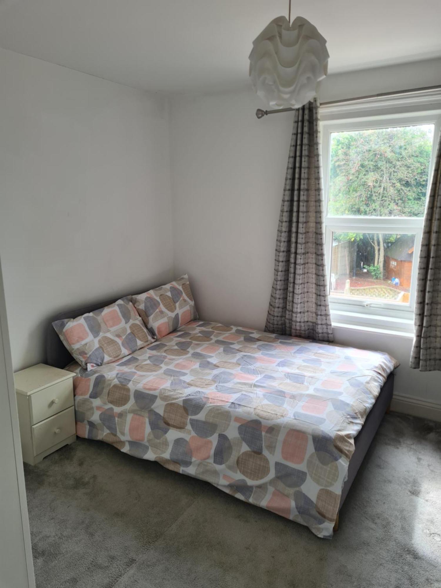 A Private & Beautiful Bedroom With Shared Bathroom In The Heart Of Bournemouth Exterior foto